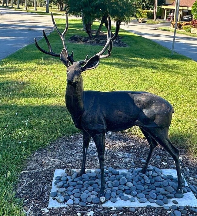 Building Photo - 2420 Deer Creek Country Club Blvd