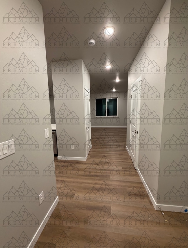 Building Photo - 1st MONTH FREE - 3 BED 2.5 BATH NEW BUILD!