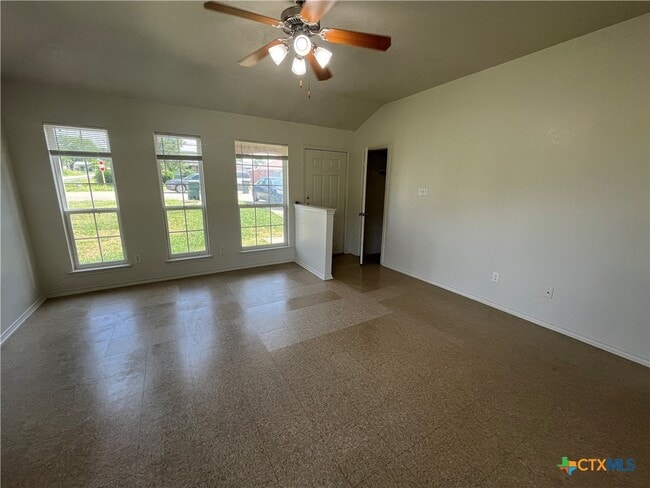 Building Photo - 503 E Union Ave