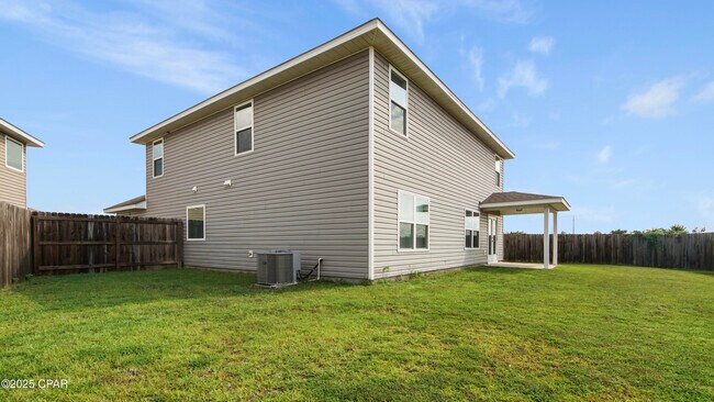 Building Photo - 7115 Shimano Way