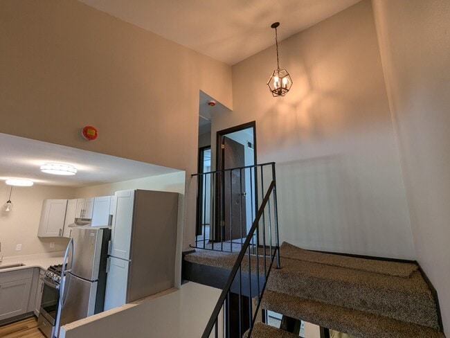 Building Photo - 645 Easton Pkwy