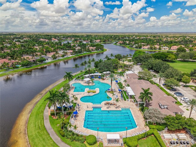 Building Photo - 1046 Golden Cane Dr