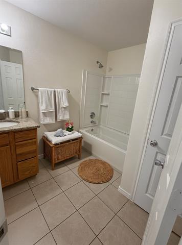 Building Photo - 10076 Wake Bridge Dr