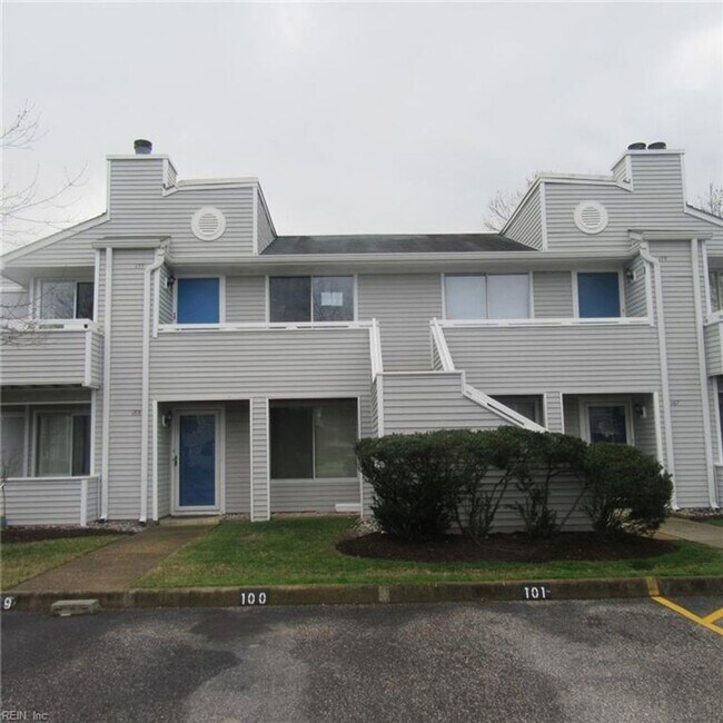 Building Photo - Oyster Point