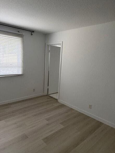 Building Photo - 2223 Pasadena Way