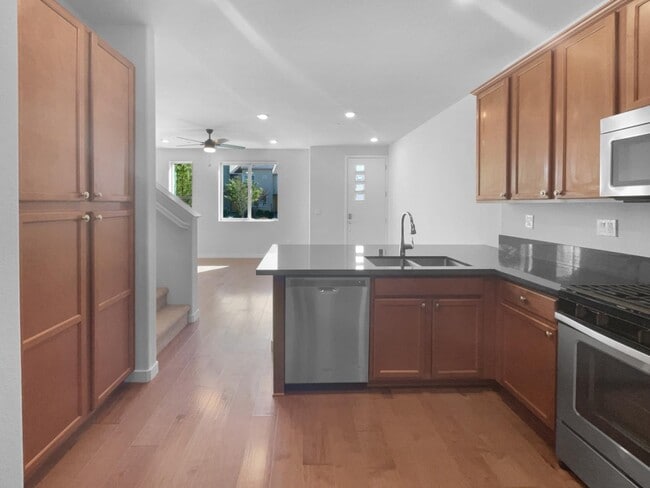 Building Photo - 3234 Bridgeway Dr