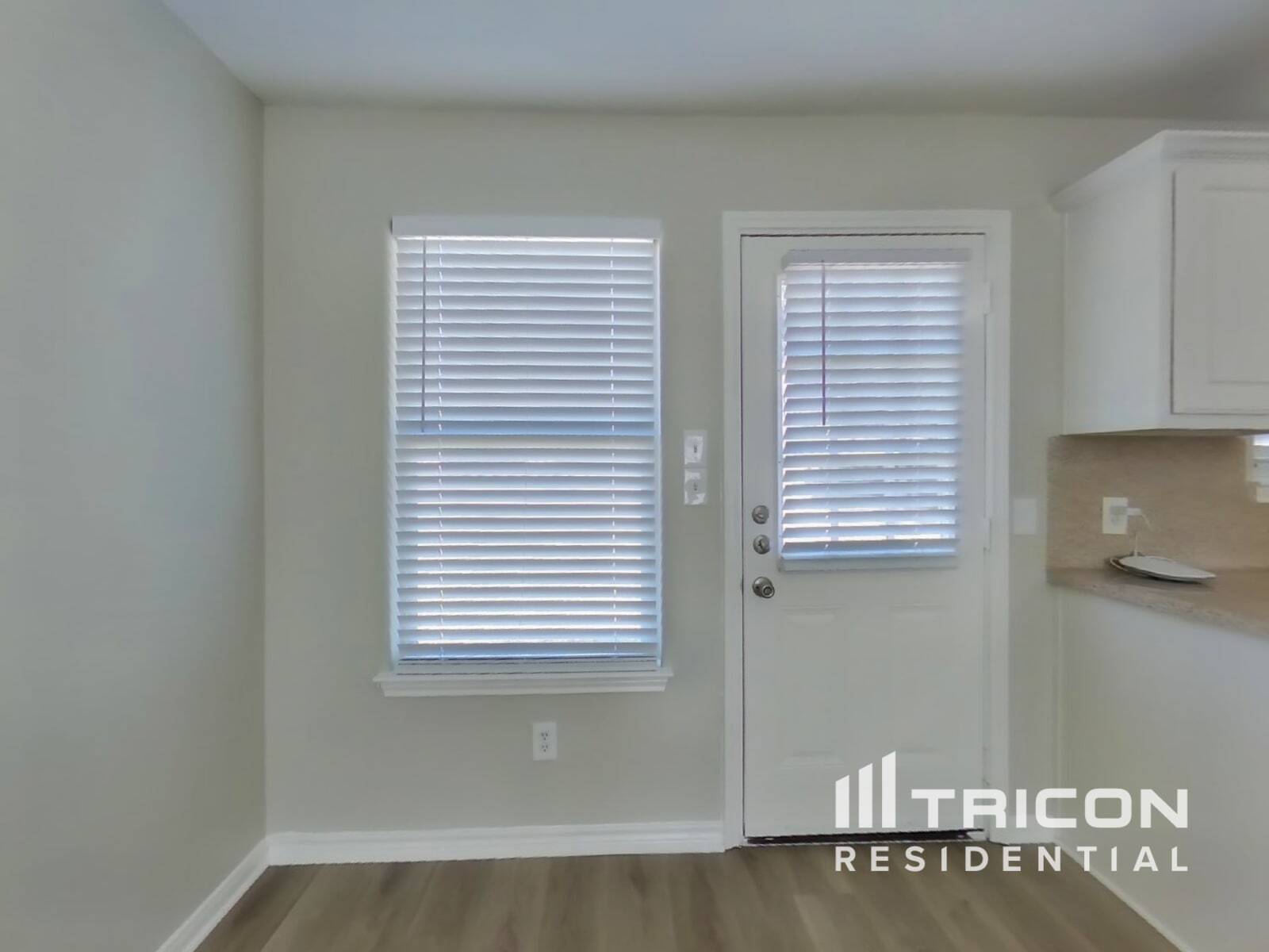 Building Photo - 16295 Hidden Deer Ln