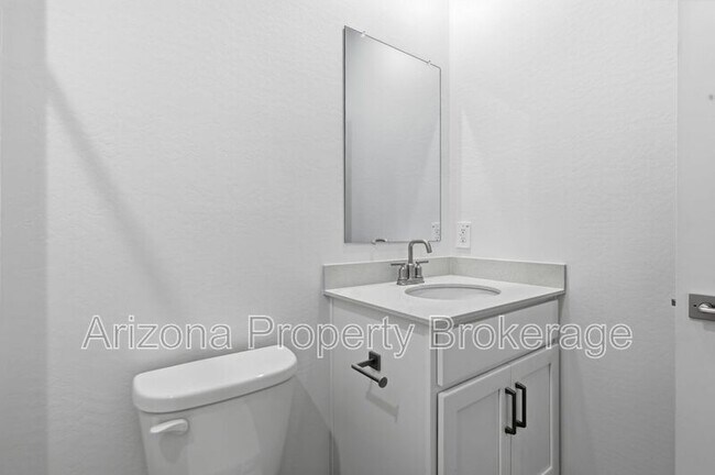 Building Photo - 18252 Avenida De Sol