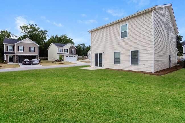 Building Photo - 117 Boat Clb Ln