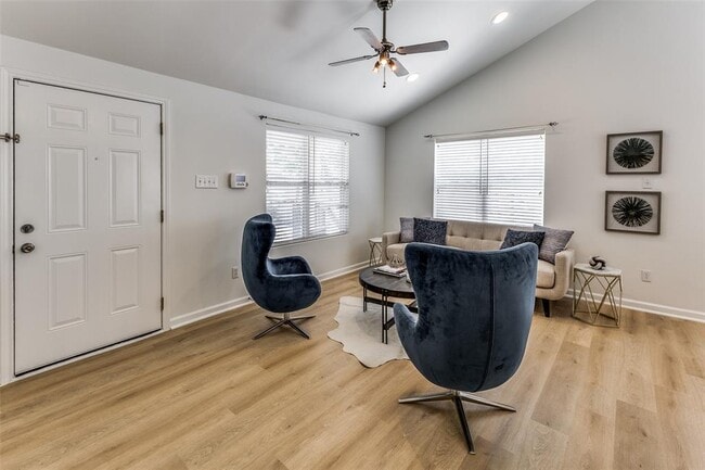 Building Photo - 1802 Harvey St