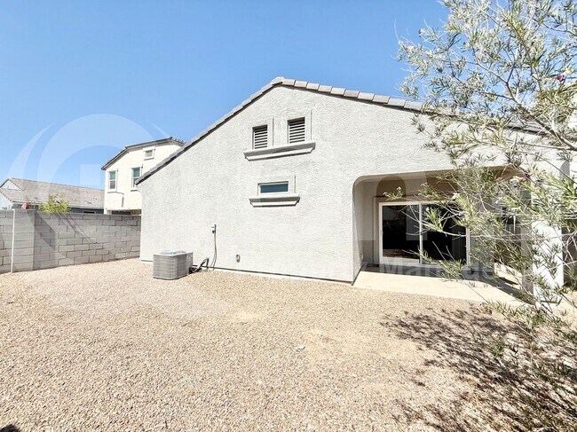 Building Photo - 3028 S 78th Dr