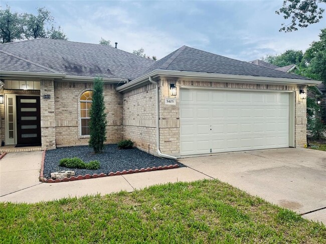 Building Photo - 5405 Apache Creek Cove