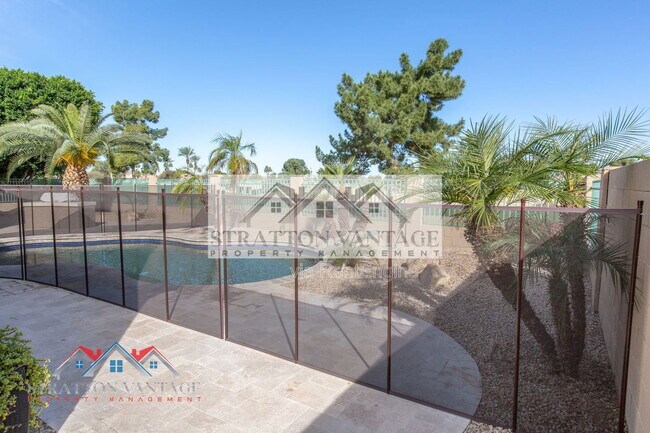 Building Photo - 13458 W Coronado Rd