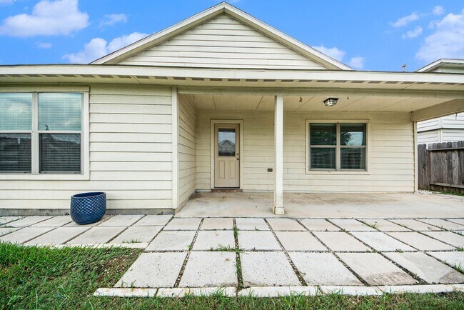 Building Photo - 20330 Louetta Reach Dr