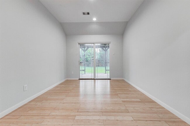 Building Photo - 10627 Ince Ln