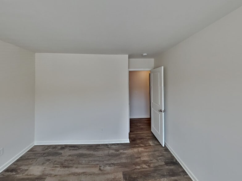 Building Photo - 2002 Ryker Davis Ln