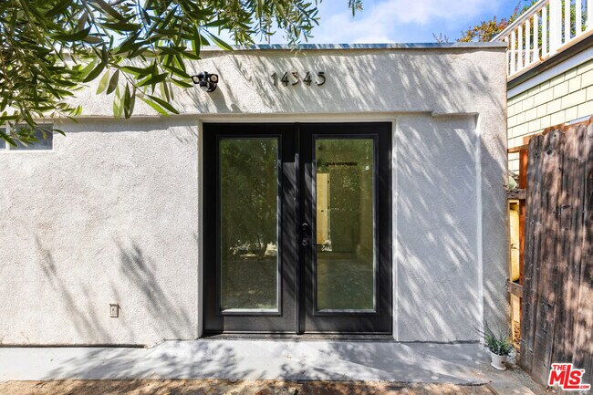 Building Photo - 1434 24th St