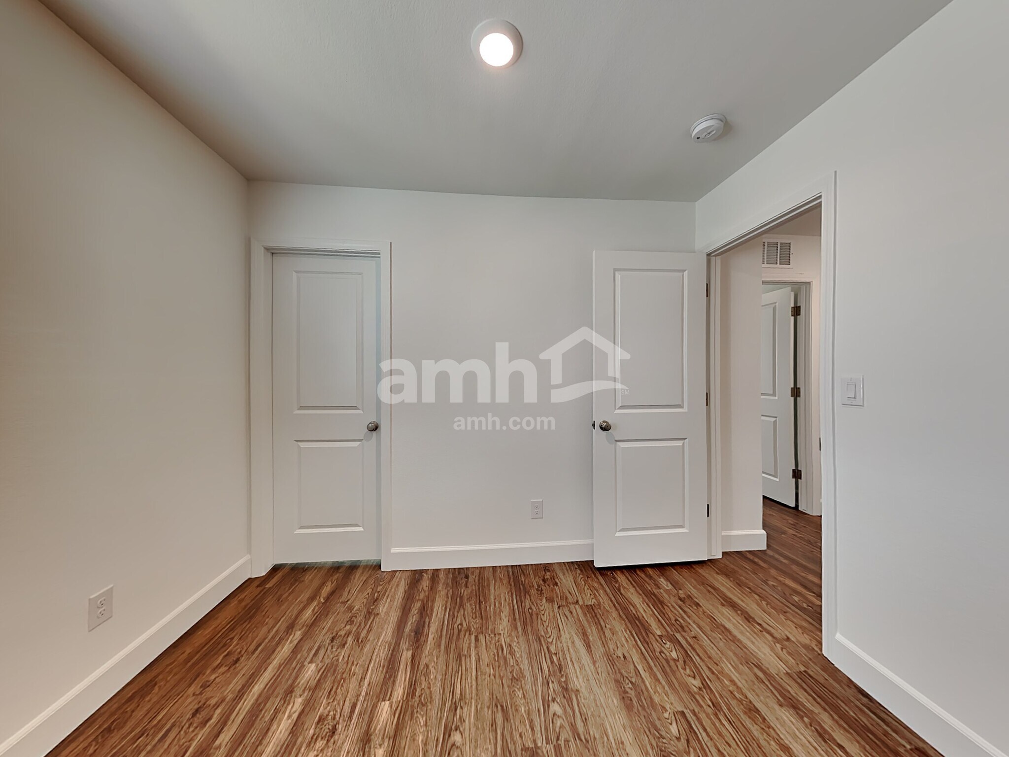 Building Photo - 9121 Liberty Cap Ct