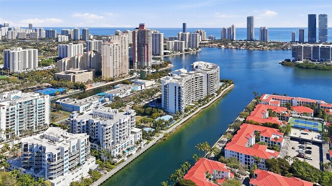 Building Photo - 3030 NE 188th St