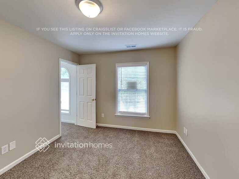 Building Photo - 4546 Gapstow Bridge Ln