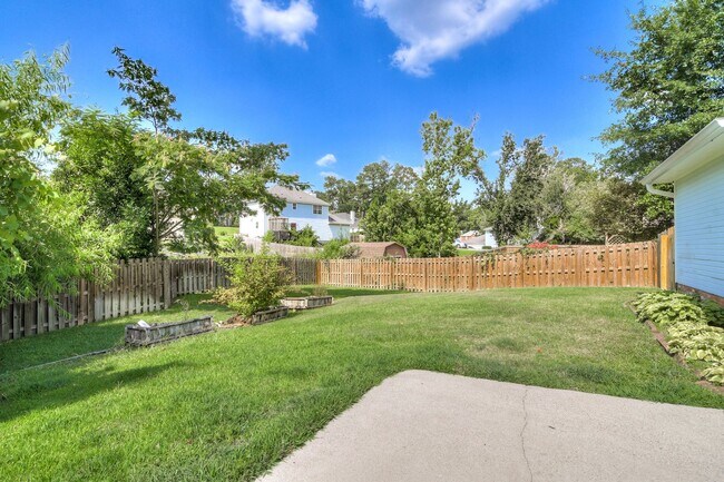 Building Photo - 321 Timberidge Dr