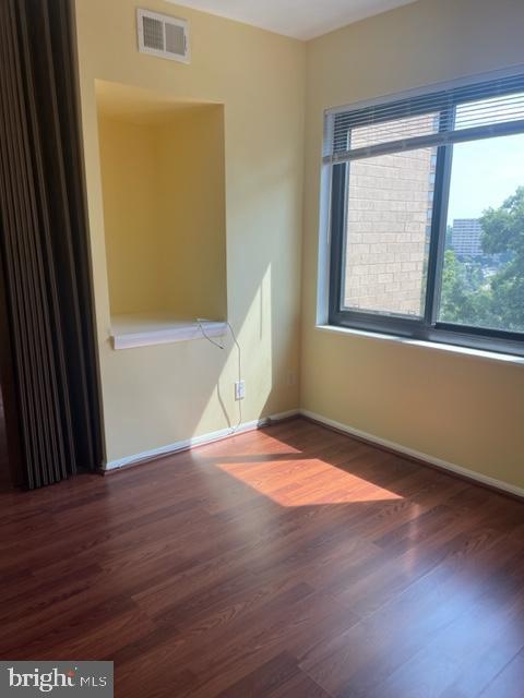 Building Photo - 309 Yoakum Pkwy