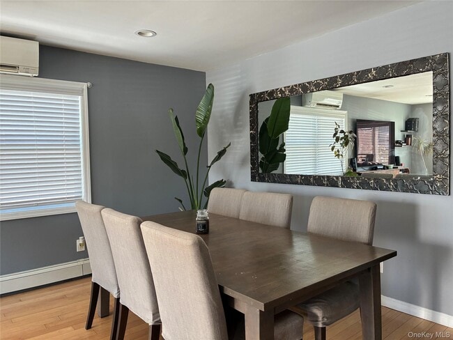 Building Photo - 65 Morning Glory Rd