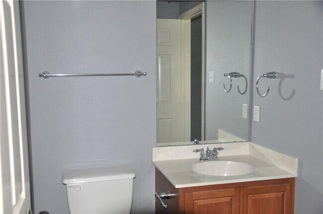Building Photo - 1501 Big Thicket Dr