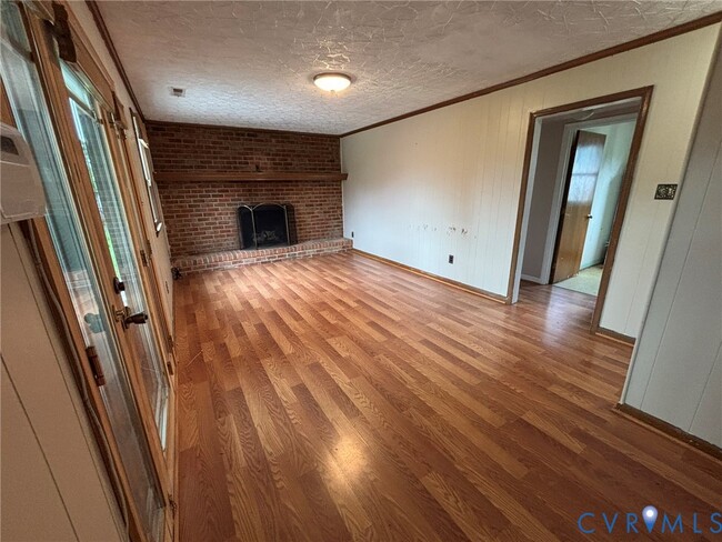 Building Photo - 3908 Yorktown Dr