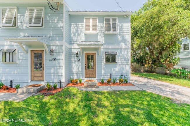 Building Photo - 798 Main St