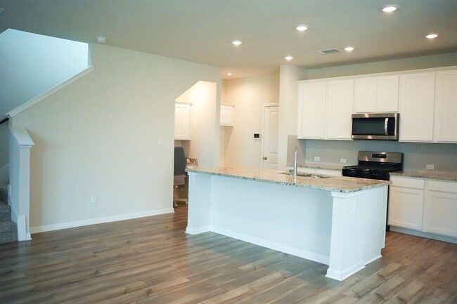 Building Photo - 278 Lost Mine Peak Ln