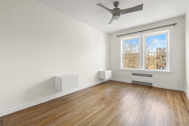 Building Photo - 340 Fairmount Ave