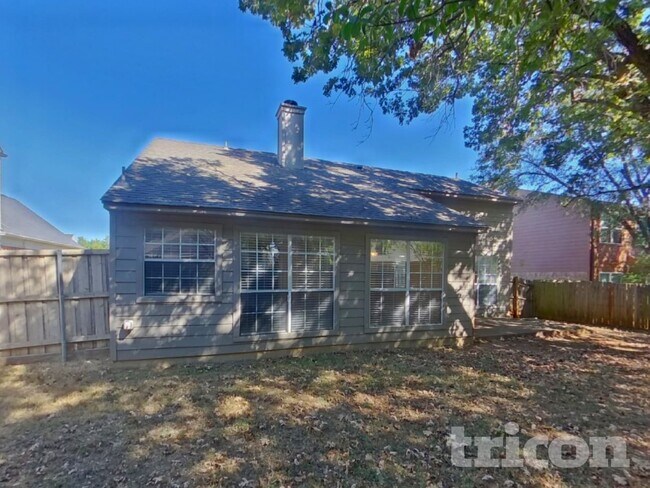 Building Photo - 2601 Country Creek Ln