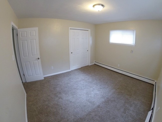 Building Photo - 909 Cook Ave