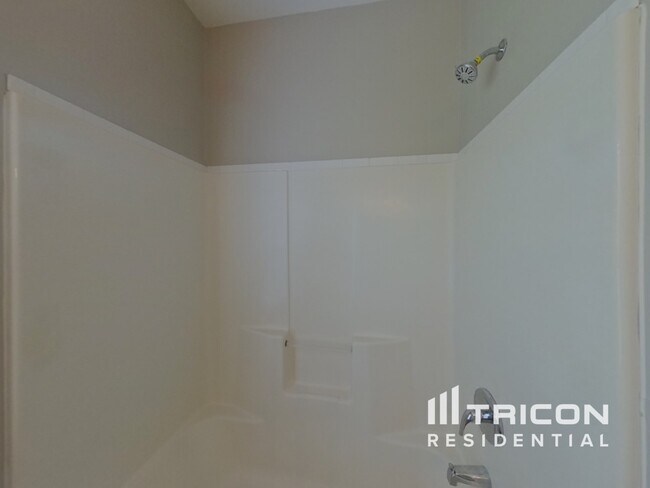 Building Photo - 124 Burleyson Dr