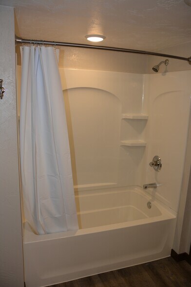 Building Photo - 327 Cordy Lane