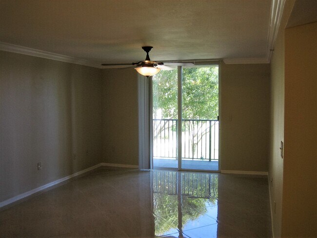 Building Photo - 15035 Michelangelo Blvd