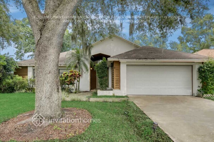 Primary Photo - 4110 Yellowwood Dr