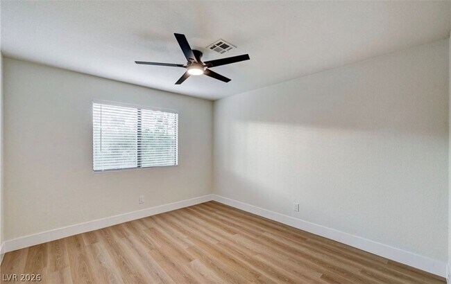 Building Photo - 3948 N Cobble Creek Ct