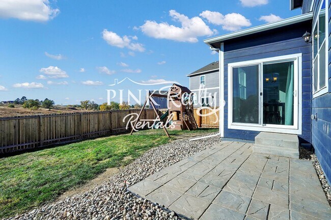 Building Photo - 10081 Castor Dr