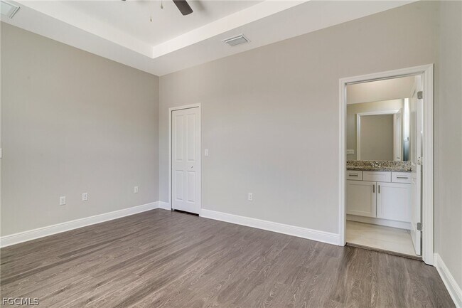 Building Photo - 809 Agnes Ave