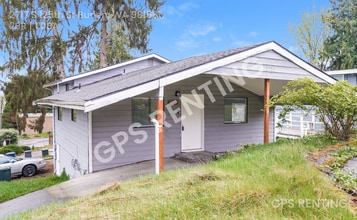 Building Photo - 2717 S 125th St