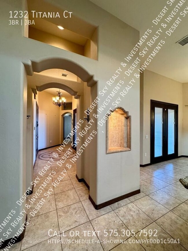 Building Photo - 1232 Titania Ct