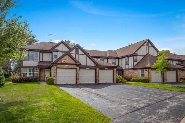 Building Photo - 164 White Branch Ct