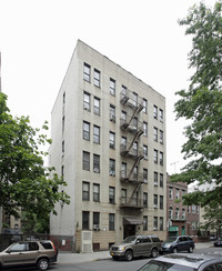 Building Photo - 92 East 208th Street