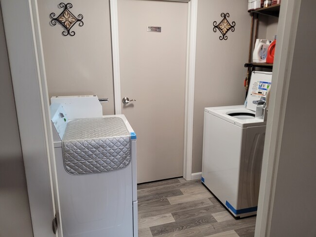 Commercial coin washer/dryer in building - 7 Callahan Dr