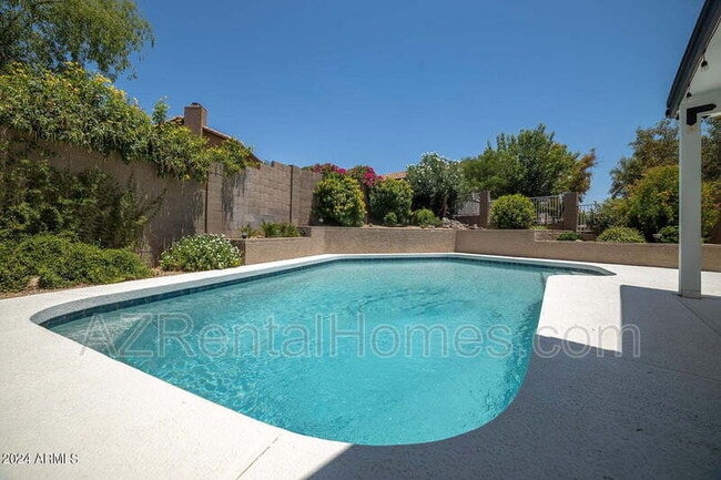 Building Photo - 16023 N 48th Pl