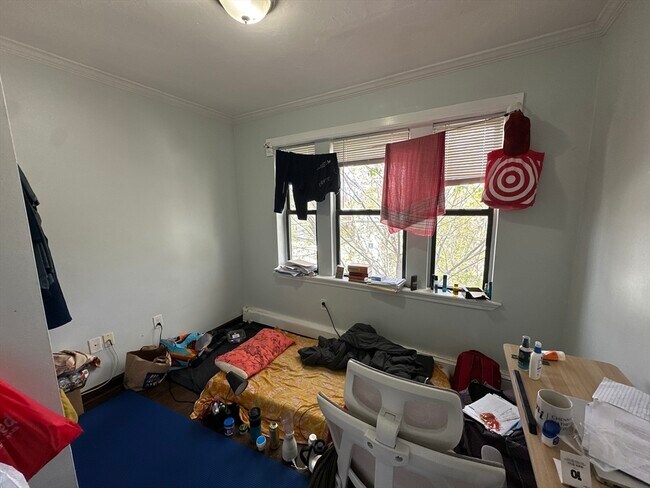 Building Photo - 435 Walnut Ave