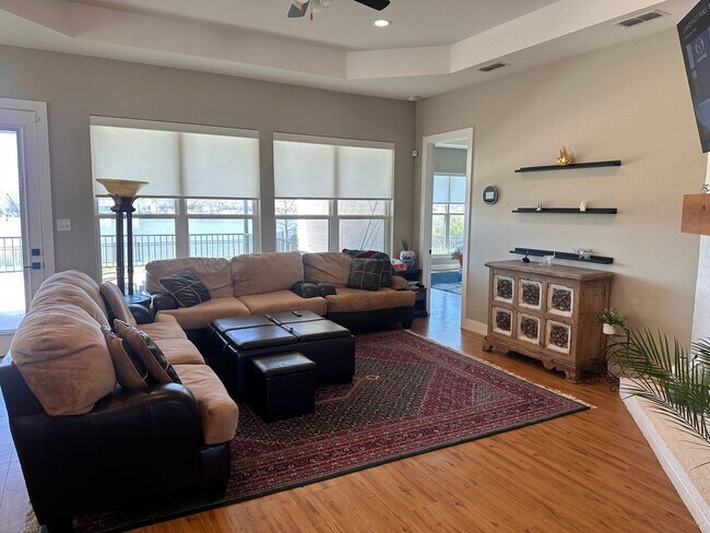 Building Photo - LAKE FRONT PROPERTY!  4/3/2; FULLY  FURNISHED