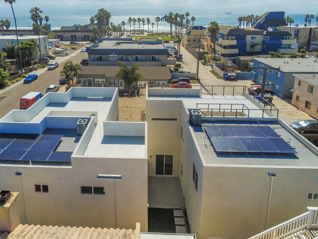 Building Photo - 152 Elder Ave